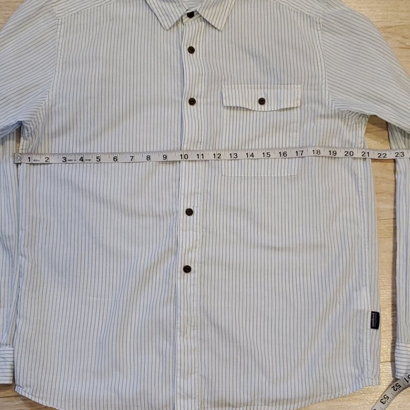 PATAGONIA LONG SLEEVE SHIRT - Picture 2 of 8